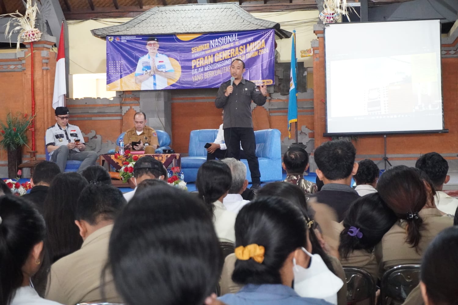 Seminar Nasional Wujudkan Pemilu 2024 Berkualitas